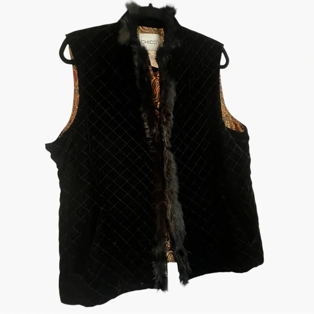 Chico's Black Quilted Vest with Rabbit Fur Trim - Picture 4 of 8